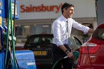 Petrol and diesel ban 2030 - Rishi Sunak filling up a petrol car