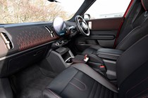 MINI Countryman Electric in Sport trim – interior