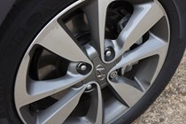 Hyundai i20 Hatchback (2015-) - Wheel, brake caliper and brake disc assembly