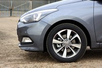 Hyundai i20 Hatchback (2015-) - Left-hand front wheel, tyre and wheel arch