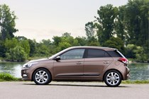 Hyundai i20 Hatchback (2015-) - German lhd model in metallic copper, static exterior side-on profile