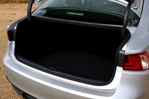 Lexus 2016 IS300h Boot/load space