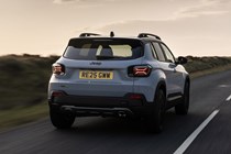 Jeep Avenger 4xe dynamic driving