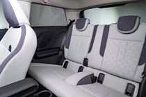 MINI Cooper (2024): rear seats, grey upholstery
