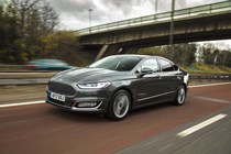 Ford Mondeo Vignale, grey, driving