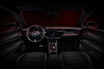 Alfa Romeo Milano: front seats, dashboard and infotainment system, black upholstery