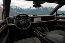 Porsche Cayenne 2023 facelift interior