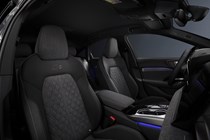 Audi A5 Sportback (2024): front seats, black fabric upholstery