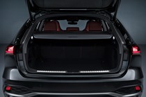 Audi S5 Avant (2024): boot space, black fabric upholstery