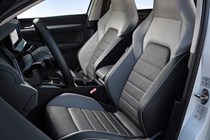 Volkswagen Golf eHybrid (2024) front seats