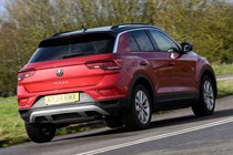 VW T-Roc (2025) rear driving