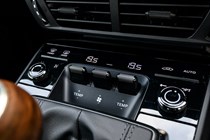 Porsche 911 Carrera T 992.2 climate control panel