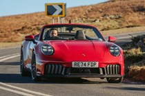 Porsche 911 GTS Cabriolet (2025): front cornering