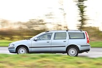 Volvo V70 used car buying guide | Parkers cars