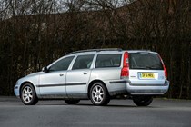 Volvo V70 used car buying guide | Parkers cars