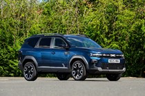 Dacia Bigster (2025) review: front three quarter static, blue paint