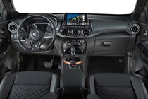 2019 Nissan Juke interior