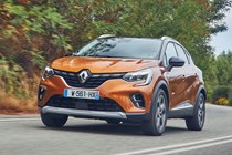 2020 Renault Captur front driving