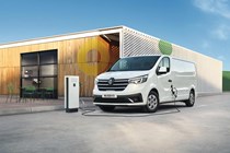 Renault Trafic E-Tech electric.
