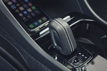 Volvo XC40 Recharge - gear selector