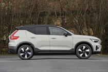 Volvo XC40 Recharge (2024) static side