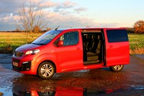 Peugeot 2017 Traveller static exterior