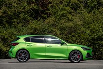Ford Focus ST review, facelift, Mean Green, side view
