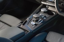 Audi S5 Sportback, centre console, gearlever