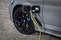 BMW 545e xDrive charging port 2020