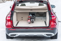 Mercedes-Benz 2017 E-Class All-Terrain boot/load space