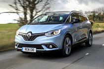 Renault 2016 Grand Scenic Driving