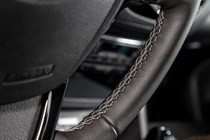 Ford Ka+ plus steering wheel stitching