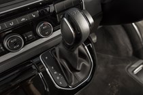 VW Caravelle T6 interior, DSG transmission lever