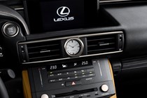 Lexus RC upper centre console