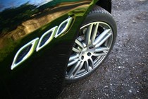 Maserati Quattroporte wheel