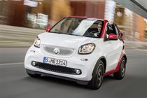 Smart ForTwo Cabrio driving front white