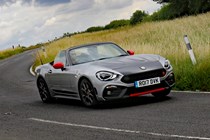 Abarth 2017 124 Spider driving