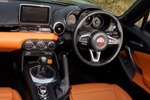 Fiat 124 Spider Convertible 2017 main interior