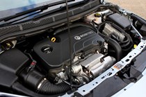 Vauxhall 2017 Astra Sports Tourer engine bay