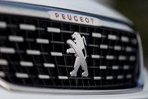 Peugeot 308 front grille 2017