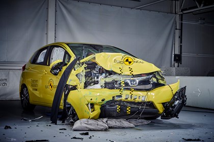 Thatcham crash test - 1997 Rover 100 vs 2017 Honda Jazz