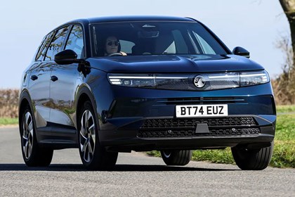 Vauxhall Grandland, Parkers Deal Watch, front three quarters, blue