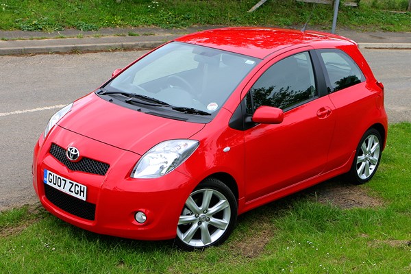 Toyota Yaris SR (from 2007) used prices | Parkers