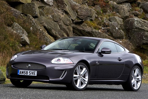 Jaguar XK Coupe (06-14)