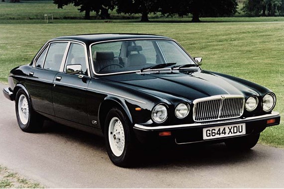 Jaguar XJ Coupe 5.3 V12 Supercharged 2d specs & dimensions | Parkers