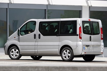 vauxhall vivaro minibus 9 seater for sale