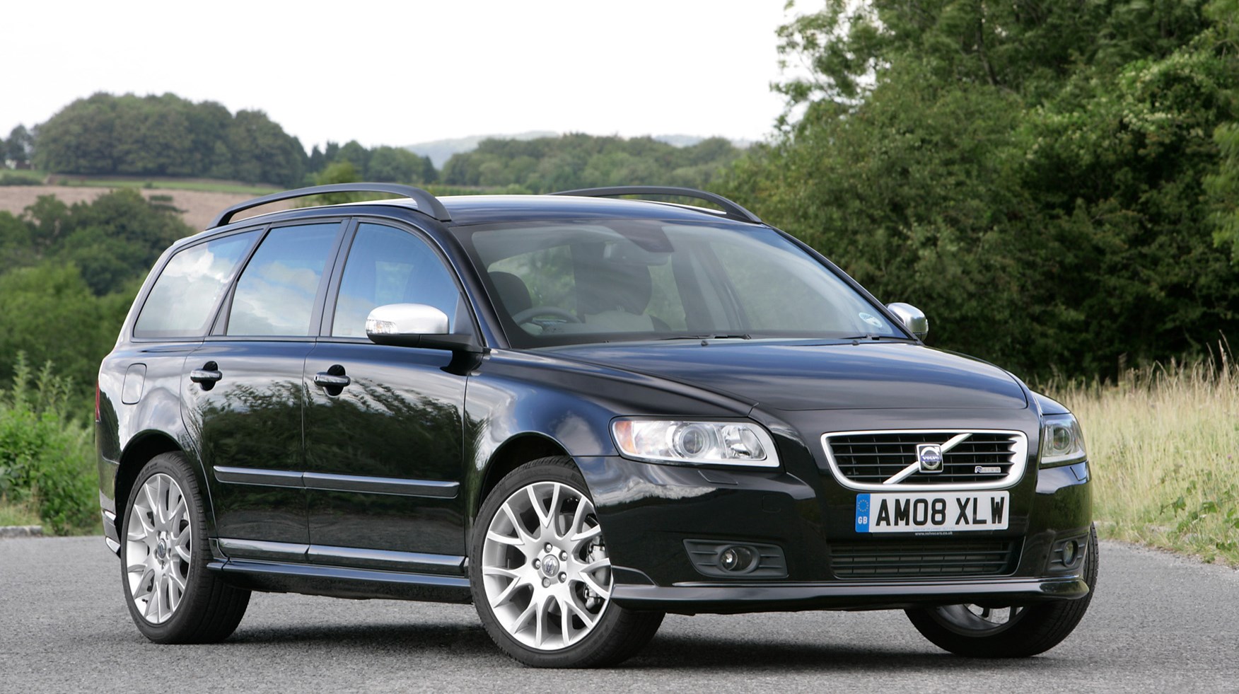 Volvo V50 Estate (2004 - 2012) Photos | Parkers