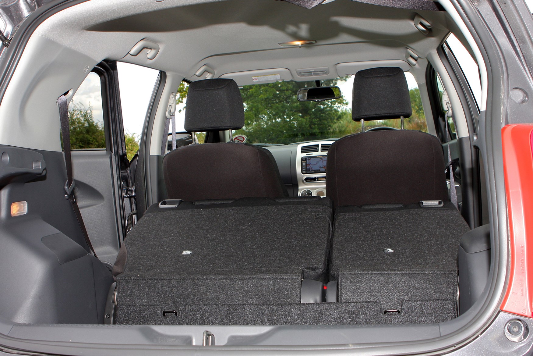 Toyota Urban Cruiser Estate (2009 2012) Features, Equipment and