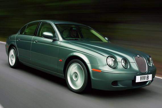 Jaguar S-Type Saloon 2.7d V6 SE 4d Auto specs & dimensions | Parkers