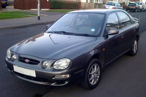 Kia Shuma (99-02)